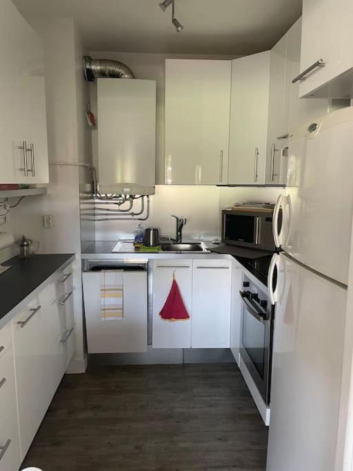 2 Pieces 6mn A Pied Du Centre Apartment